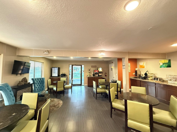 Others 5, Quality Inn Crestview I-10 Eglin AFB Area, Okaloosa