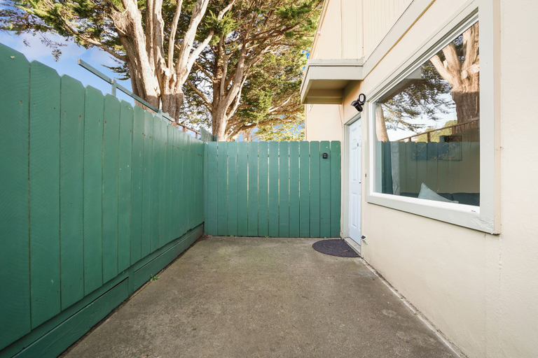 Others 4, Cozy 2-Bedroom Retreat in Pacifica, San Mateo
