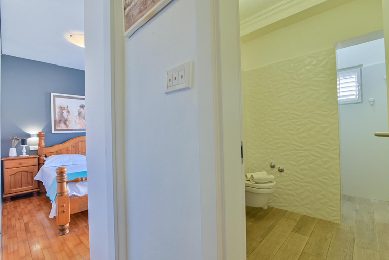 Bathroom 3, Apartment With Breathtaking sea View, Trogir