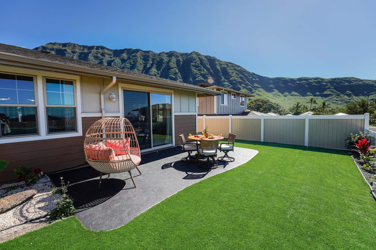 Exterior & Views 2, @ ML Aloha Hoonani 3BR Home MT & Ocean Views!, Honolulu