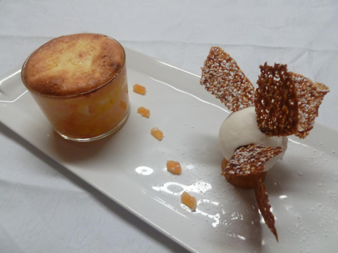 Food & Drinks 5, Auberge De L'Abbaye-Logis Hotel Restaurant, Manche