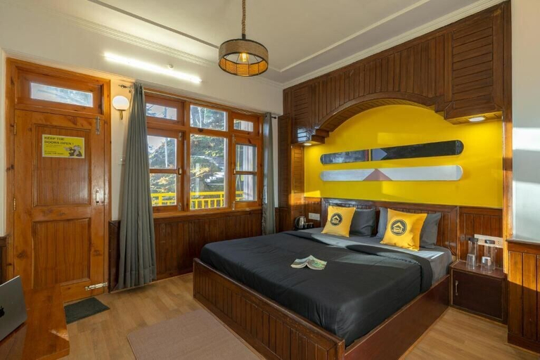 Bedroom 4, The Hosteller Narkanda, Shimla