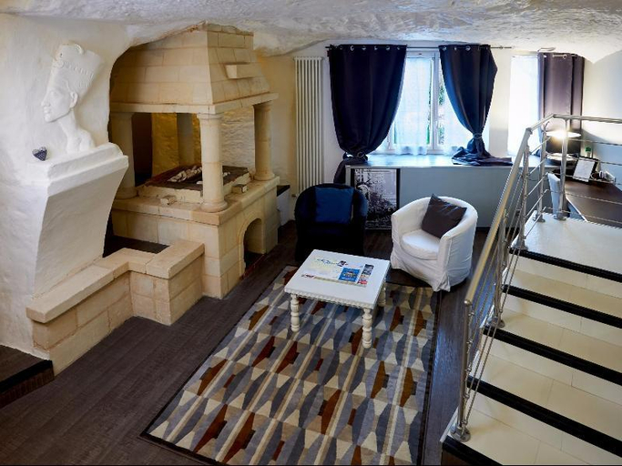 Bedroom 4, Logis Hotel Troglododo, Indre-et-Loire