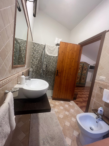 Bathroom, B&B Villa Reginella, Napoli