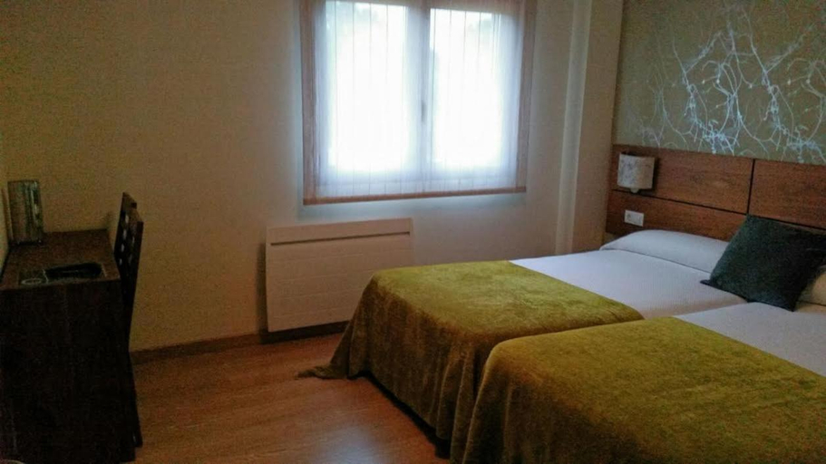 Bedroom 3, Hotel Rural Neixon, A Coruña