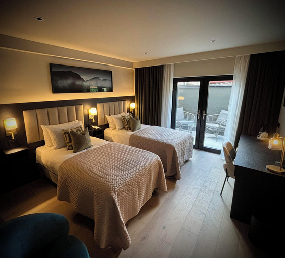 Bedroom 5, House 15
