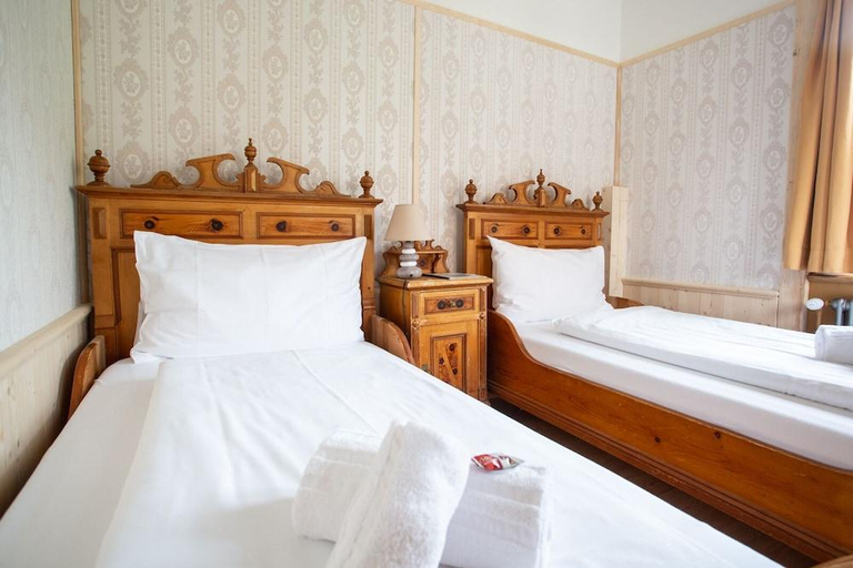 Bedroom 3, Zunfthaus zur Rebleuten, Plessur