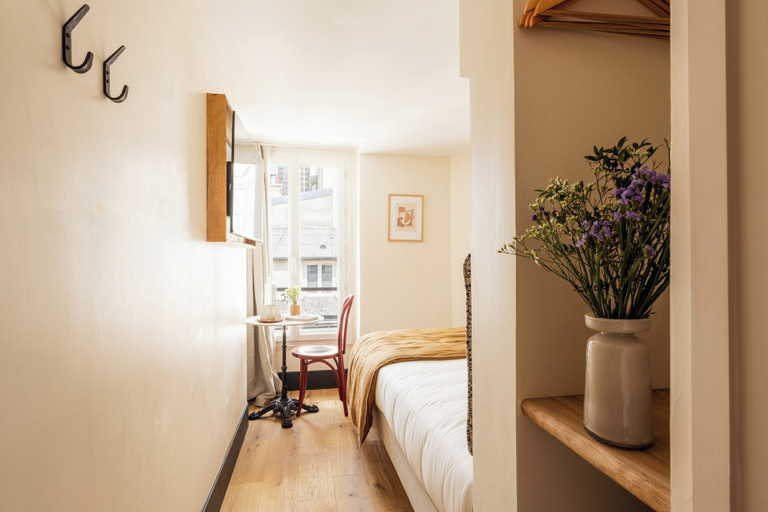 Bedroom 3, Maison Gaité, Paris