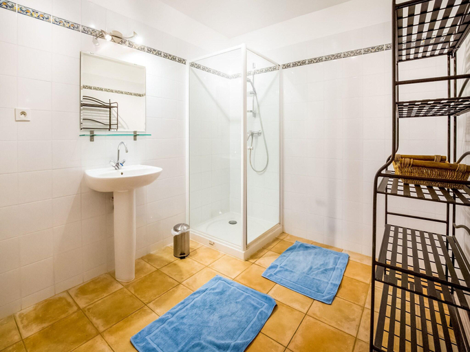 Bathroom, Montclus Charm Views Calm, Gard