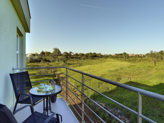Others 5, Holiday Home in Istria near Pula Beach, Vodnjan
