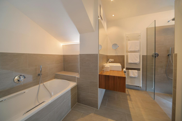 Bathroom 3, Appartement KroneLiving, Bolzano