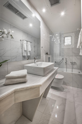 Bathroom 4, Rex Hotel, Peloponnese