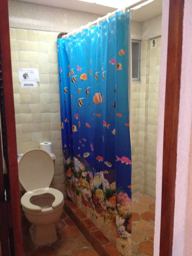 Bathroom 4, Safari Inn, Cozumel