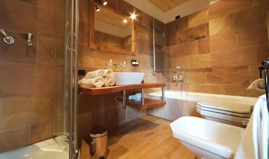Bathroom 4, Relais del Nazionale, Cuneo