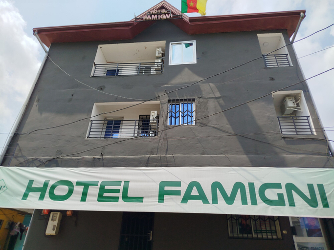 Exterior & Views, Hôtel Famigni, Wouri