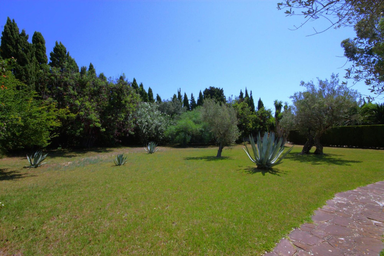 Room 2, La Cartuja in Javea With 5 Bedrooms and 4 Bathrooms, Alicante