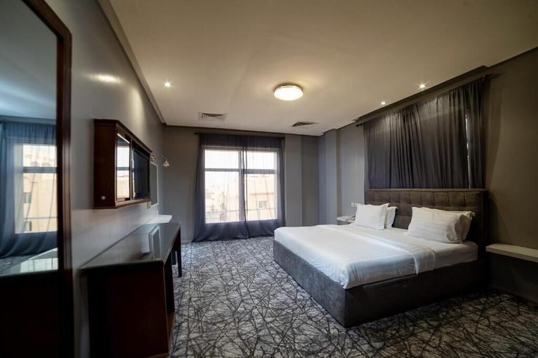 Bedroom 2, Golden Garden Al Corniche Hotel, Dammam