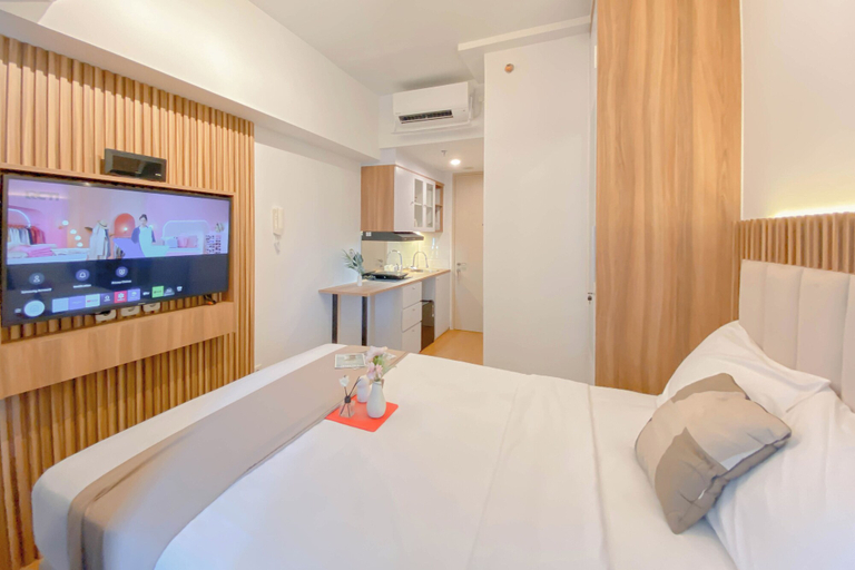 Bedroom 4, Cozy Studio at 37th Floor Tokyo Riverside PIK 2 Apartment, Tangerang