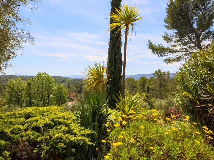 Others 5, Cozy Home with Scenic Views, Lot