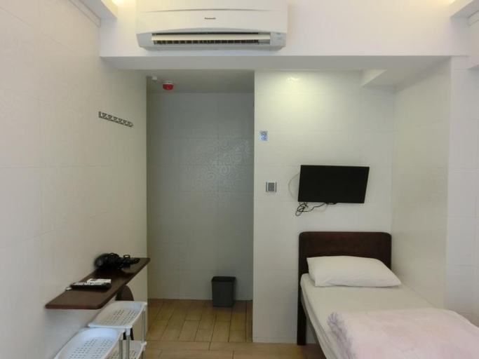 Bedroom 2, Yee King Hotel, Kowloon