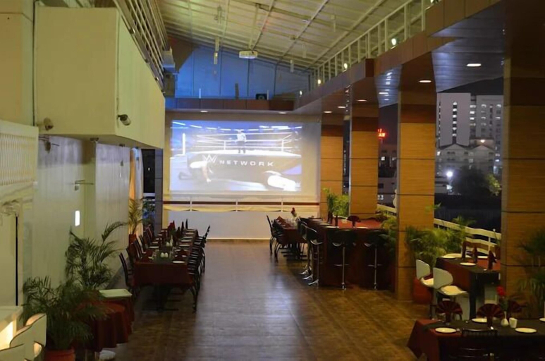 Food & Drinks, Hotel Somdeep Palace, Indore