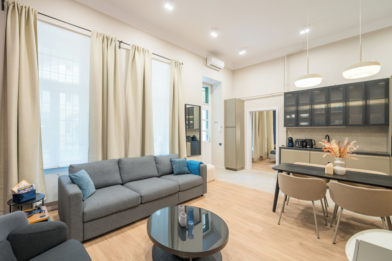 Others 5, Maphi Bleu - Urban Suite, Budapesti