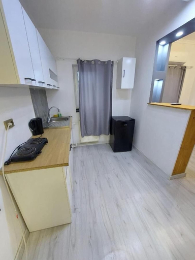 Others 5, Biserica Amzei Apartment, Municipiul Bucuresti