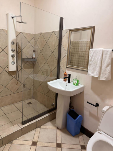 Bathroom 5, Gye Nyame Grand Beach Resort, Awutu Efutu Senya