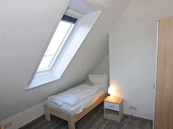 Bedroom 2, Ferienwohnung im Reihenhaus, Friedrichkoog-Spitze, Dithmarschen