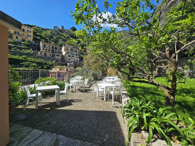 Exterior & Views 2, Pensione Sorriso, La Spezia