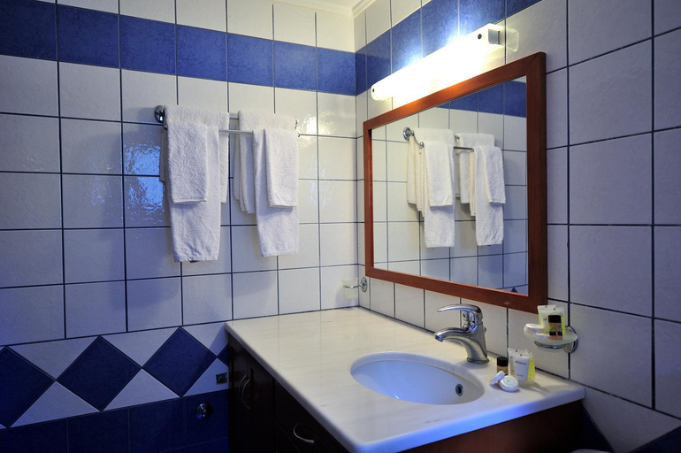 Bathroom 3, Eye Q Resort, Thessaly