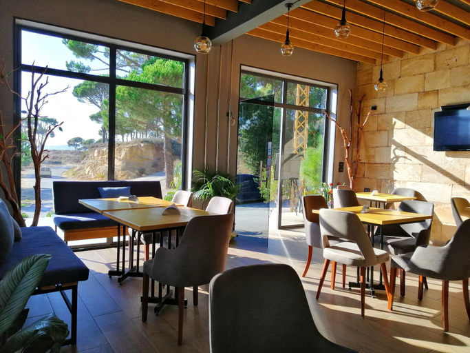 Food & Drinks, Mountscape, Aley