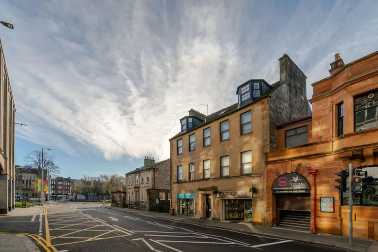 Room 2, 2 Bed Flat - Town Centre, Renfrewshire
