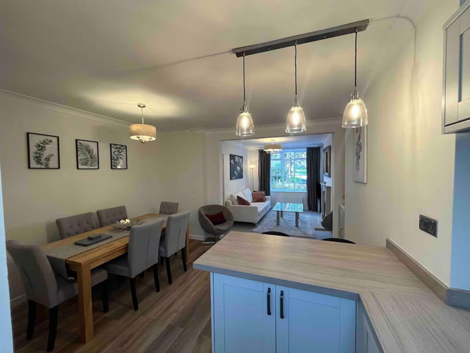 Interior 2, Charming 3-bed Cottage - Private Garden & Parking, Torbay