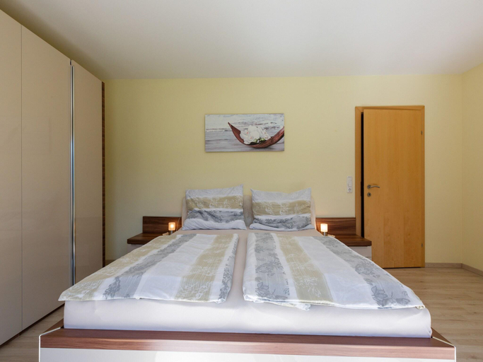 Bedroom 2, Apartment in Kaprun near Ski Slopes, Zell am See