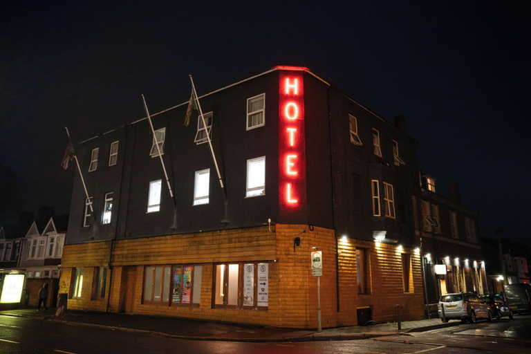 Exterior & Views 2, Hotels 247, Newport