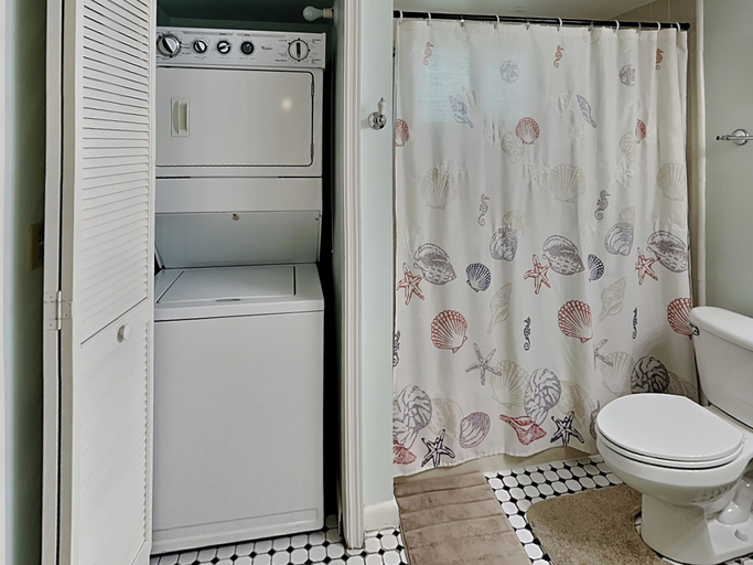 Bathroom 4, Ocean Village Club N33 by Distinctive Beach Rentals, Saint Johns