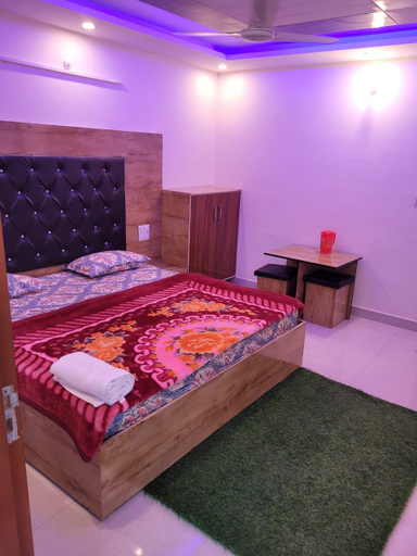 Bedroom 2, Valley View Hotel, Dehradun