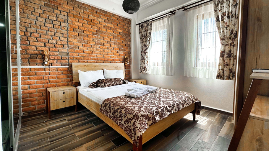Bedroom 4, Adayel Otel & Bağ Evi, Bozcaada