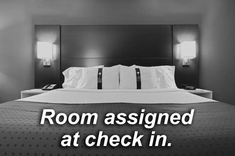 Bedroom 14