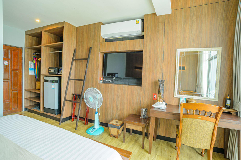 Bedroom 15