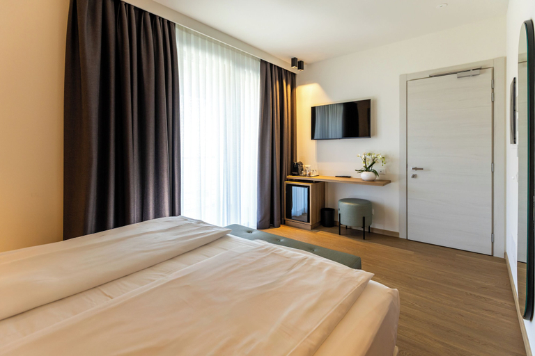 Bedroom 3, Hotel Europa, Brescia