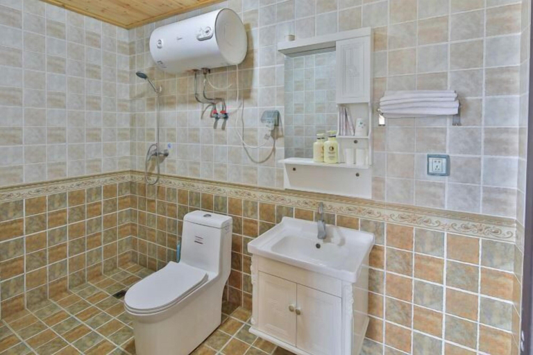 Bathroom 4, xingfujiayuan, Huludao