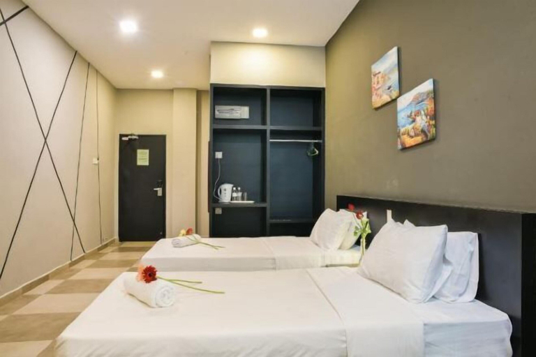 Bedroom 16