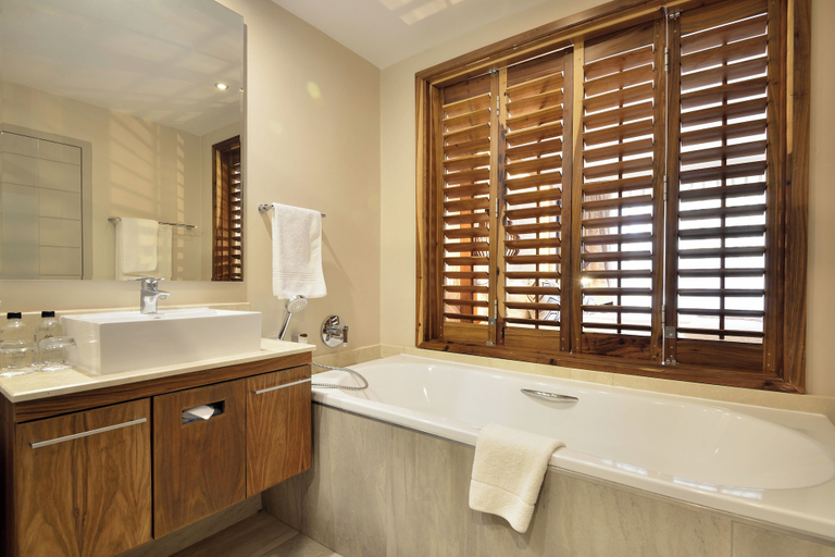 Bathroom 5, Windhoek Country Club Resort, Windhoek West