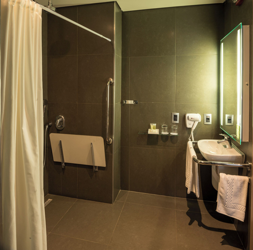 Bathroom 4, Novotel Sorocaba, Sorocaba