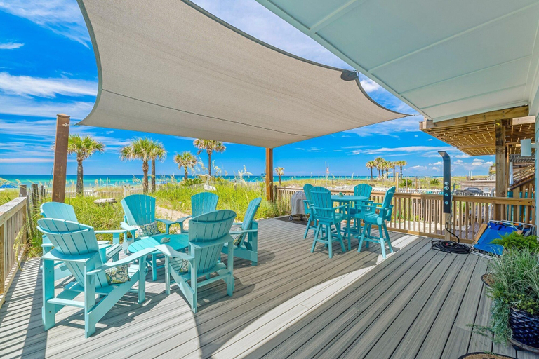 Food & Drinks, Beachside West Villa #2, Bay
