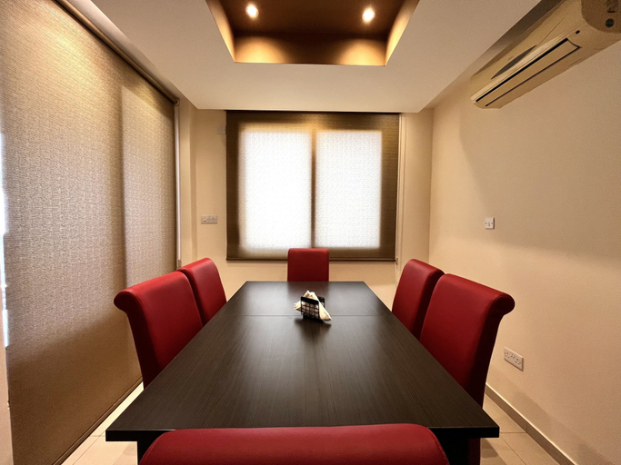 Room 5, 149 LIM - Stay Mesa Luxe Apartment