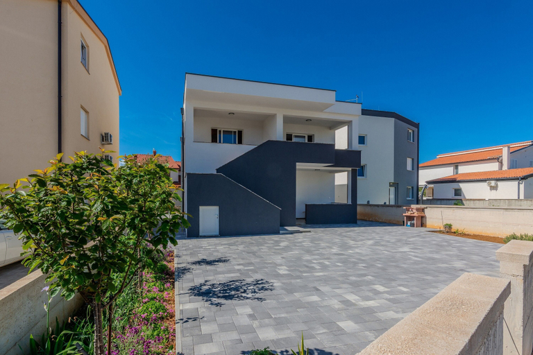 Exterior & Views, Apartment Mutak, Vir
