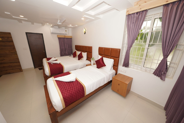 Bedroom 3, Hotel Devi Paradise, Puducherry